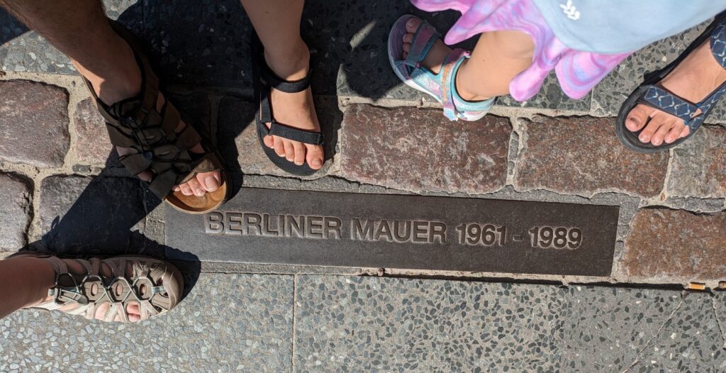 Berlin wall with kids